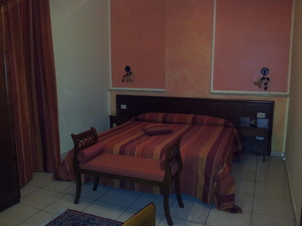 Hotel George Barcellona Pozzo di Gotto