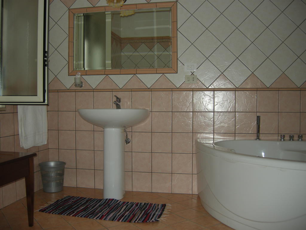 Hotel George Barcellona-Pozzo di Gotto